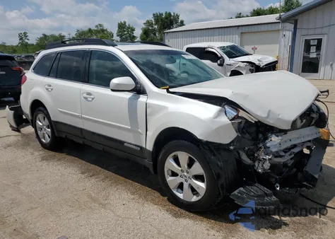 2012 Subaru Outback 2.5I Limited z USA, uszkodzony, nr VIN 4S4BRCKC3C3273553
